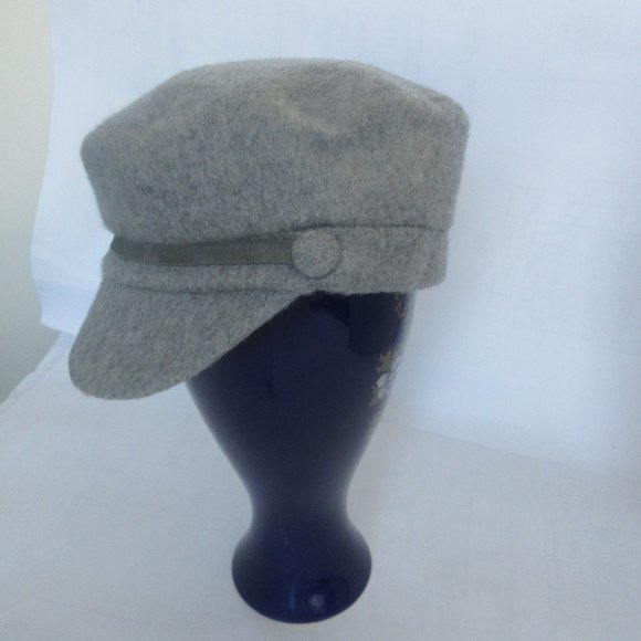 Eugenia Kim cashmere felt cap. Grey. Slips on. 100% Cashmere. Made in USA - Picture 3 of 12
